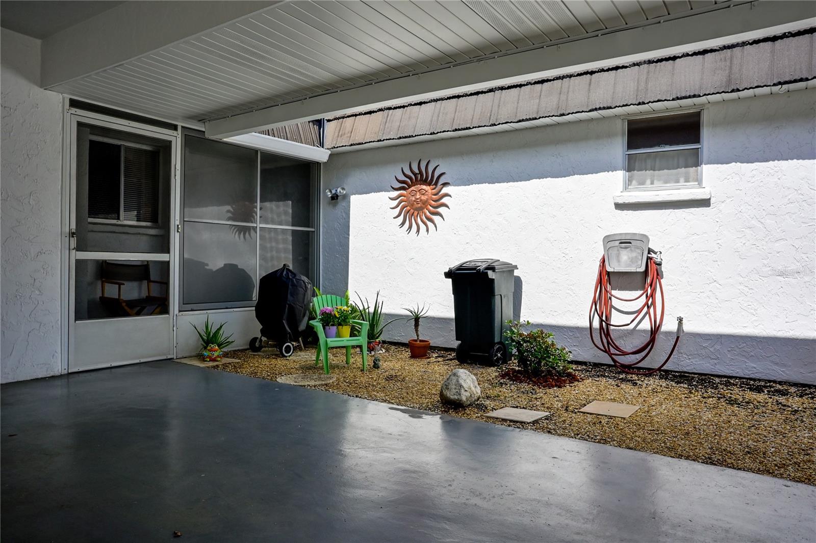 GLEN OAKS RIDGE VILLAS 1 - Residential