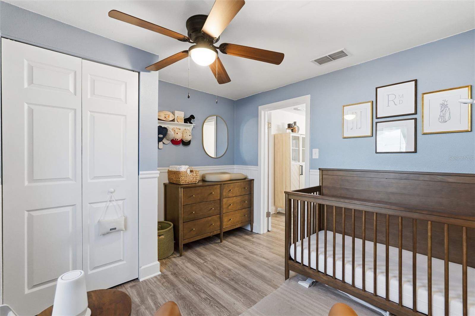 PINECREST PARK - Residential