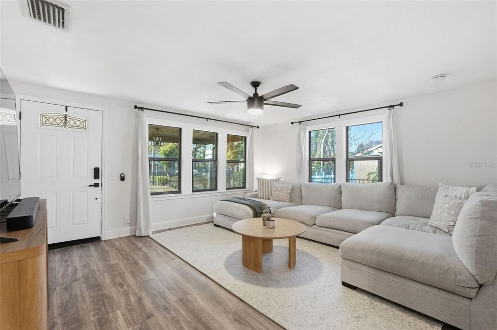 Photo of 3835 4th Avenue N, St Petersburg, FL 33713 (MLS # TB8476819)