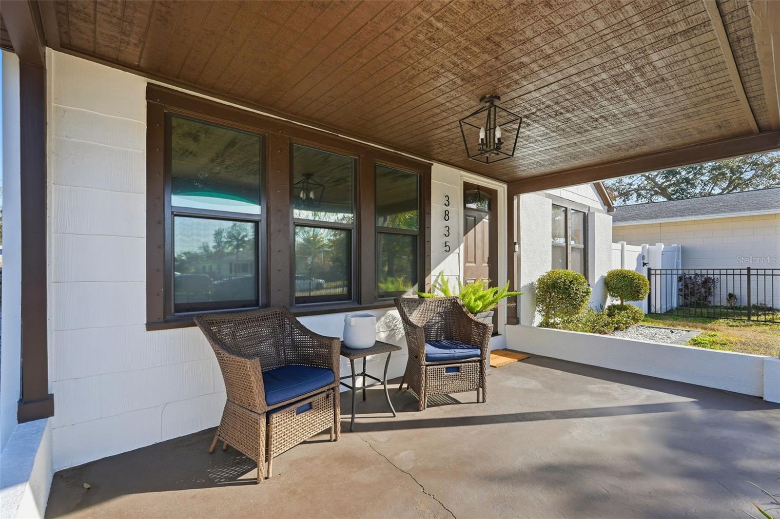 PINECREST PARK - Residential