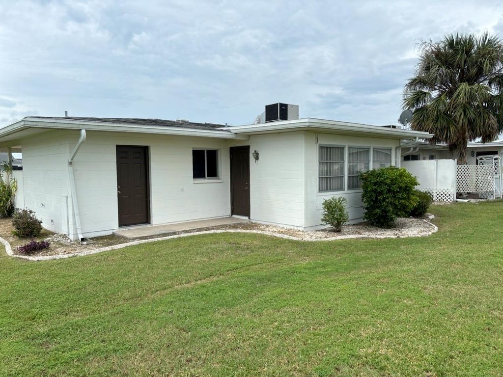 Photo of 1515 Danbury Drive, Sun City Center, FL 33573 (MLS # TB8428102)