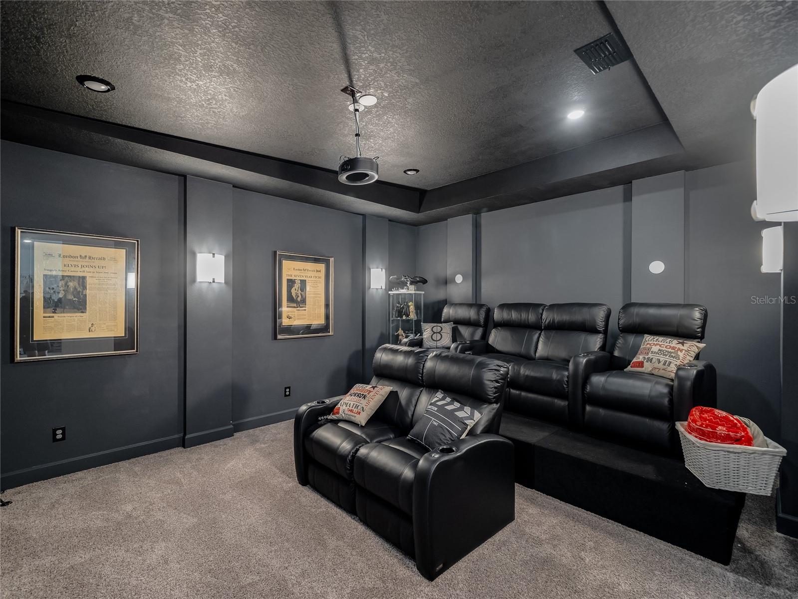 WEST LAKE HANCOCK ESTATES - Residential