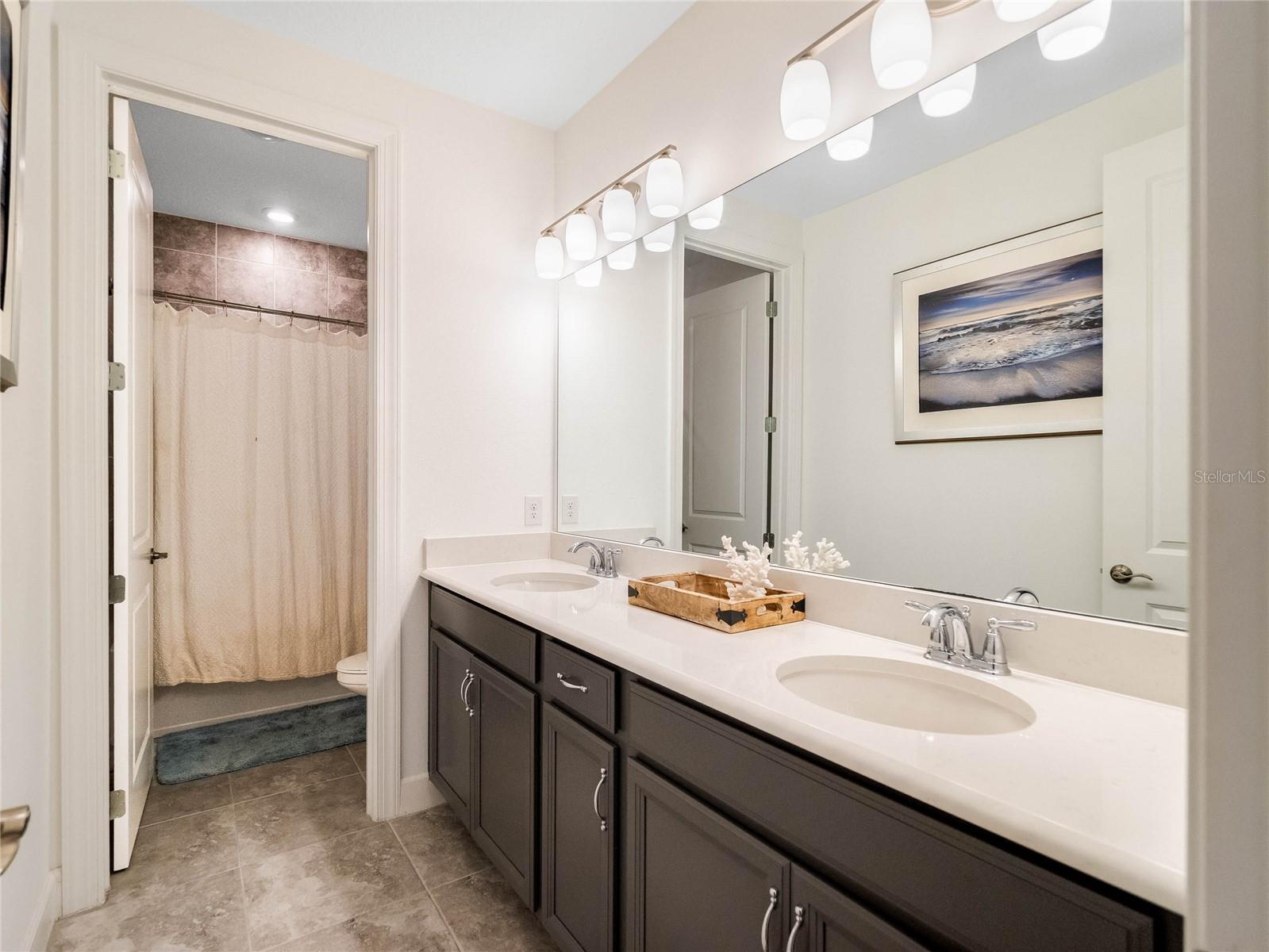 WEST LAKE HANCOCK ESTATES - Residential