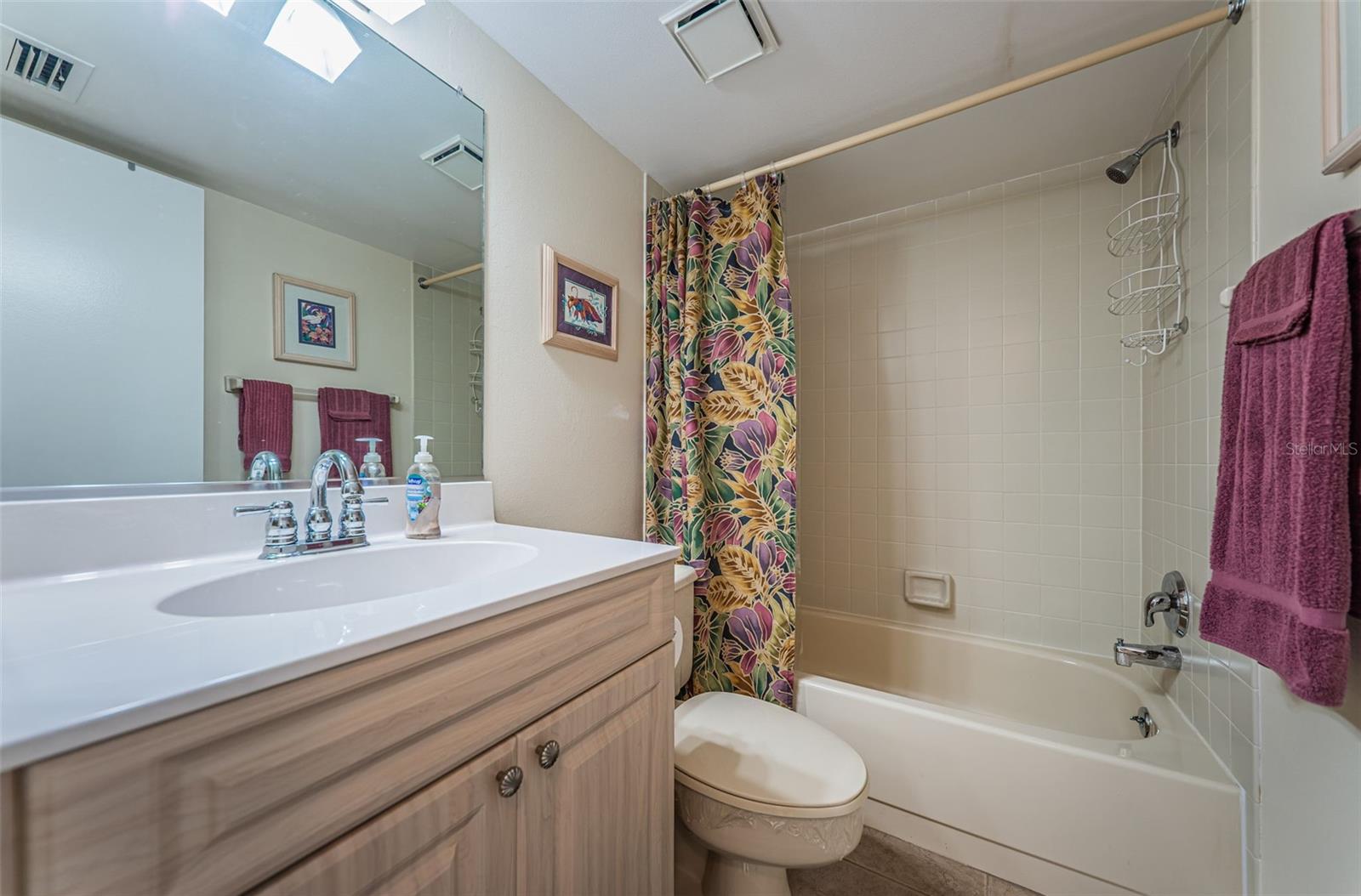 BAHIA DEL MAR IV - Residential