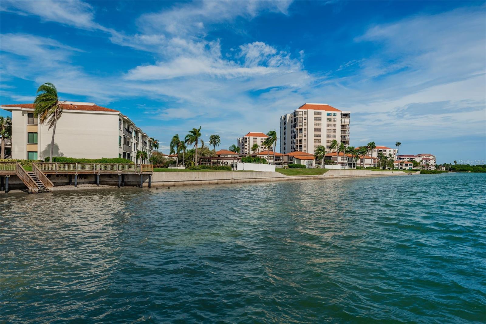 BAHIA DEL MAR IV - Residential