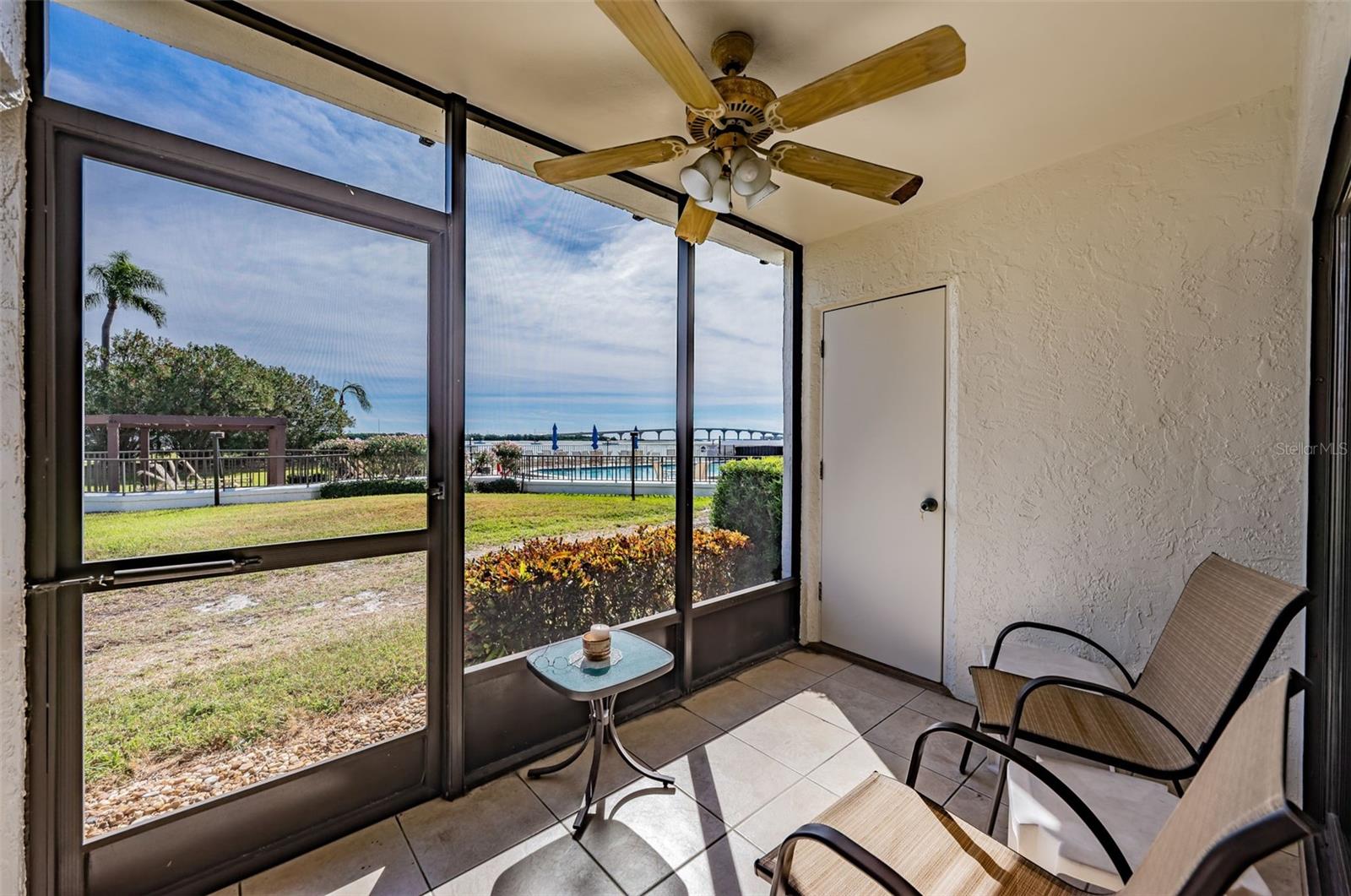 BAHIA DEL MAR IV - Residential