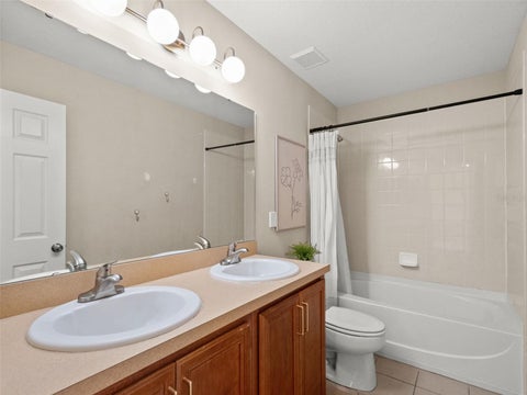 Tiny photo for 822 N Jacks Lake Rd, Clermont, FL 34711 (MLS # G5118500)