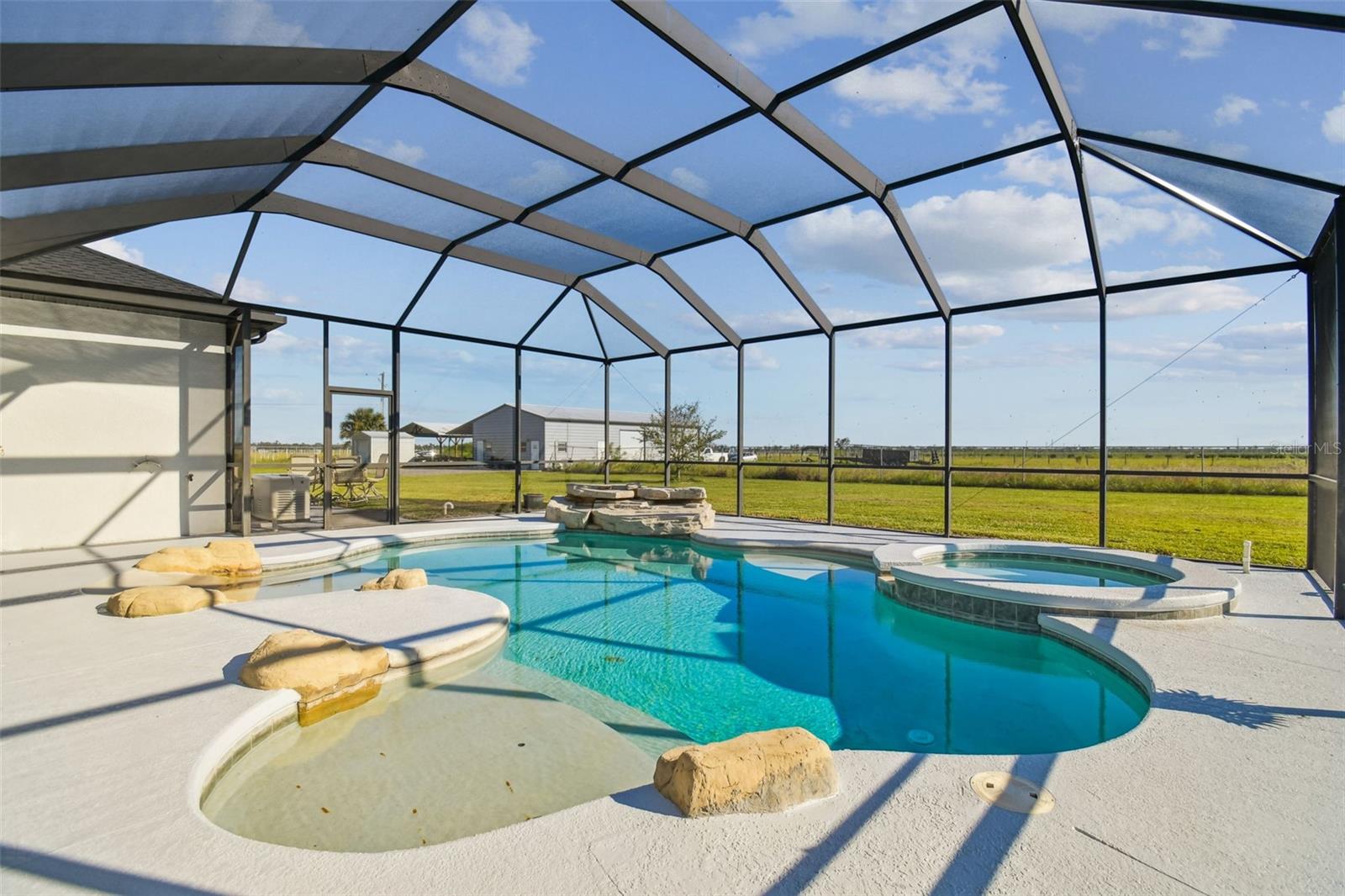 SETH COUNTRY TRACTS - Residential