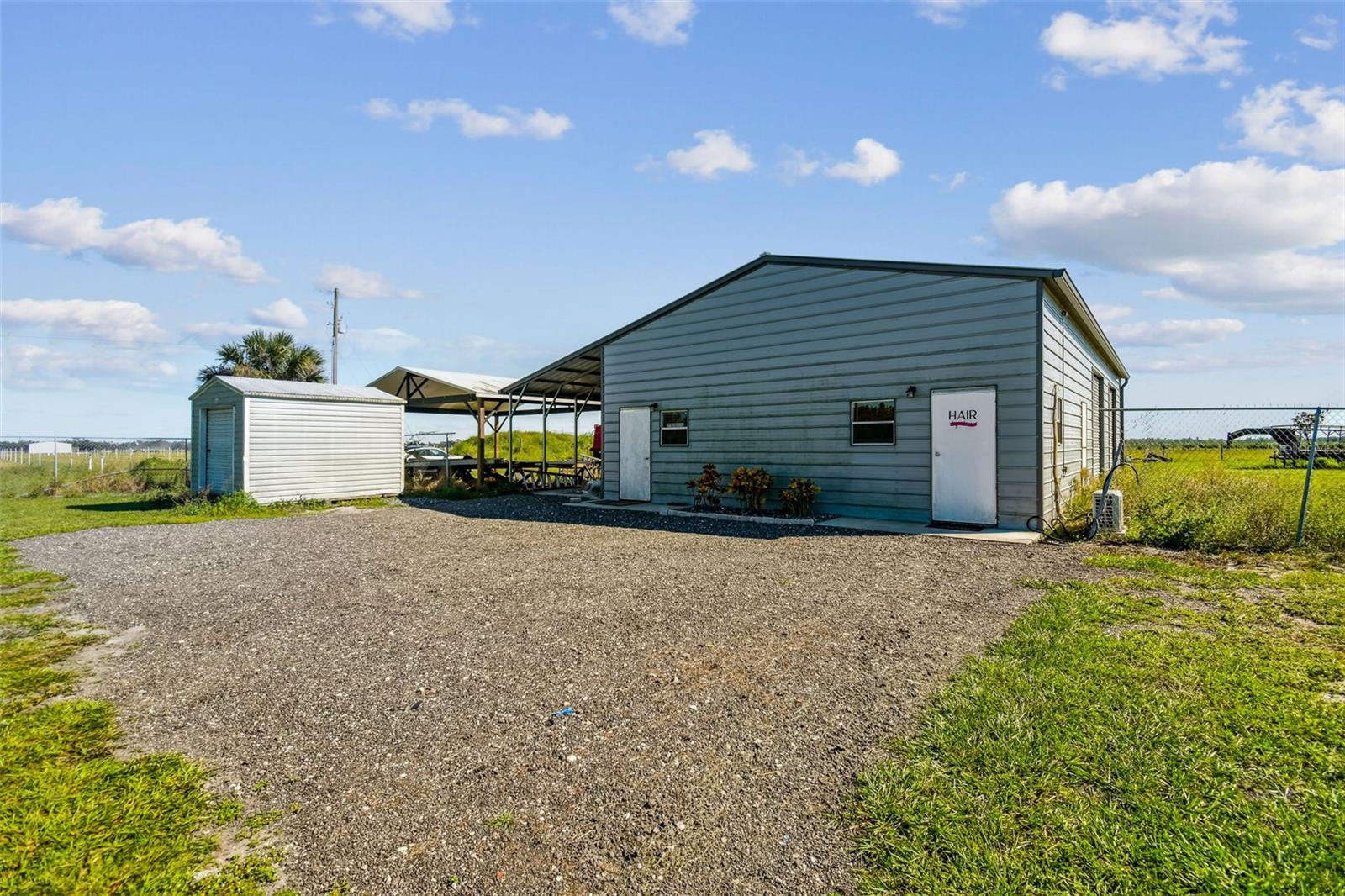 SETH COUNTRY TRACTS - Residential