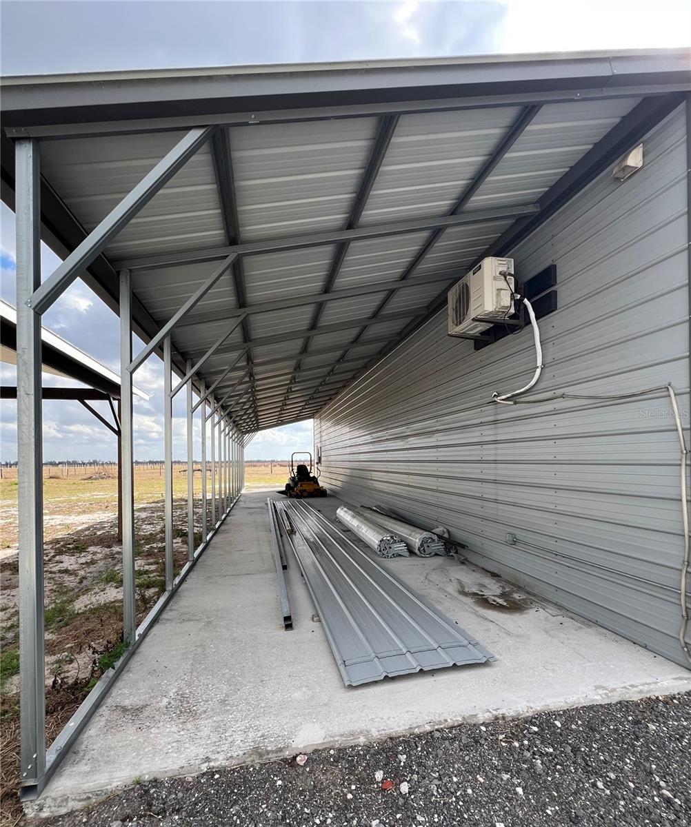 SETH COUNTRY TRACTS - Residential