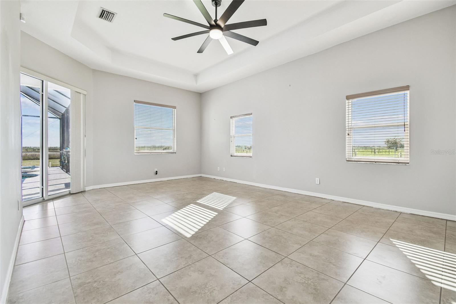 SETH COUNTRY TRACTS - Residential