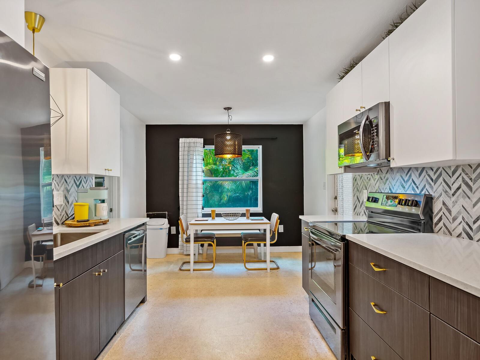 TUTTLE HEIGHTS - Residential