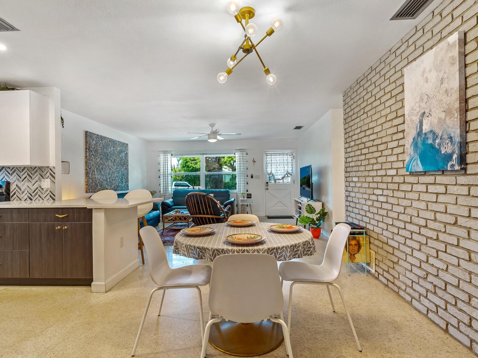 TUTTLE HEIGHTS - Residential