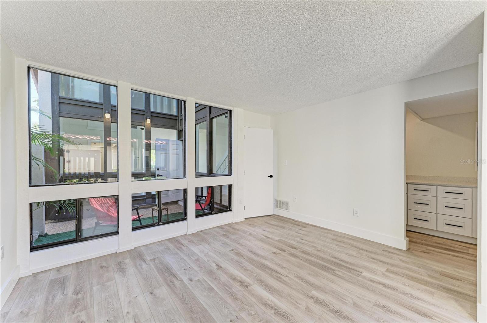 EMBASSY VILLAS - Residential