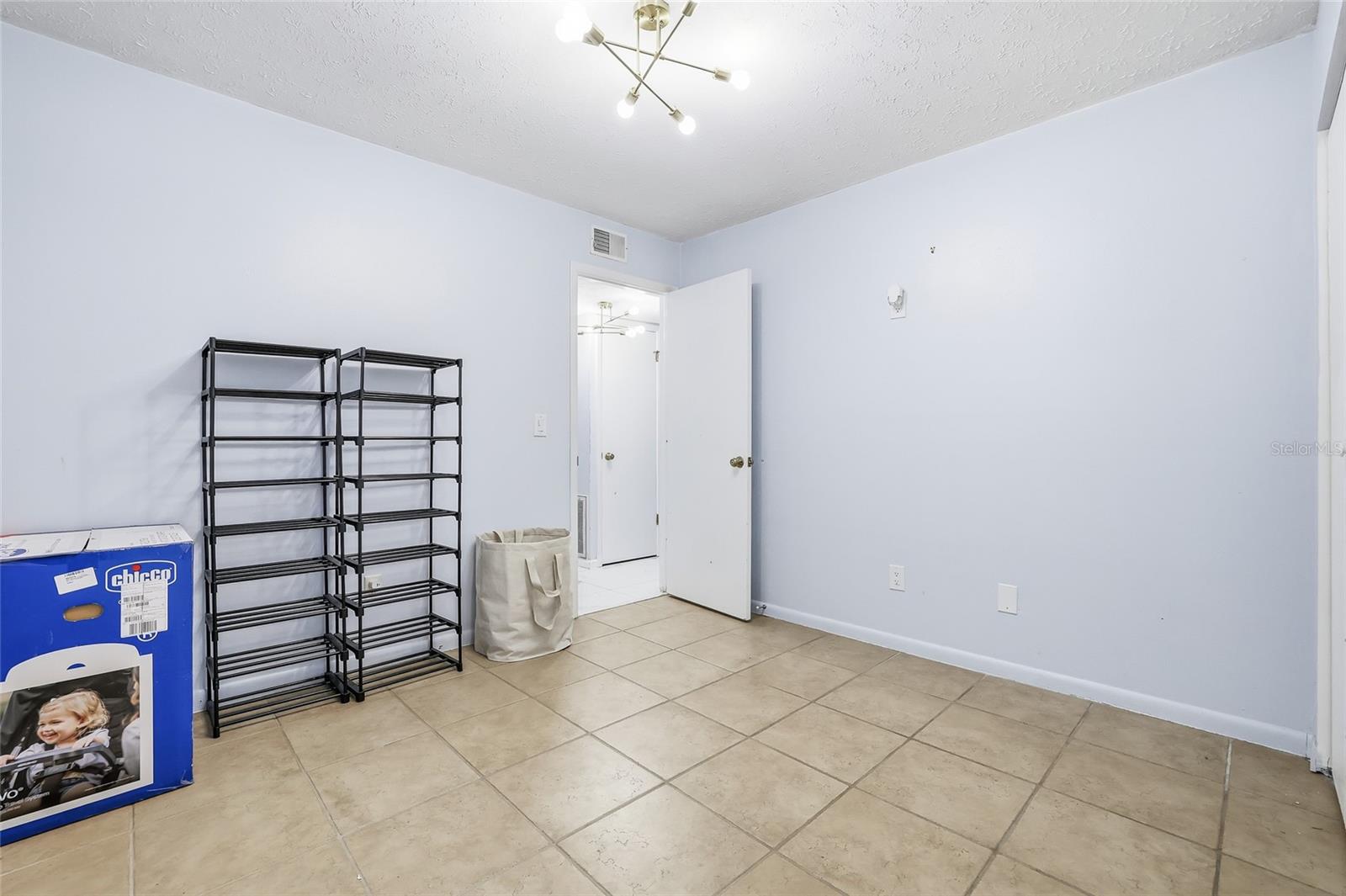 OXD/COUNTRY RUN UNIT 1 - Residential