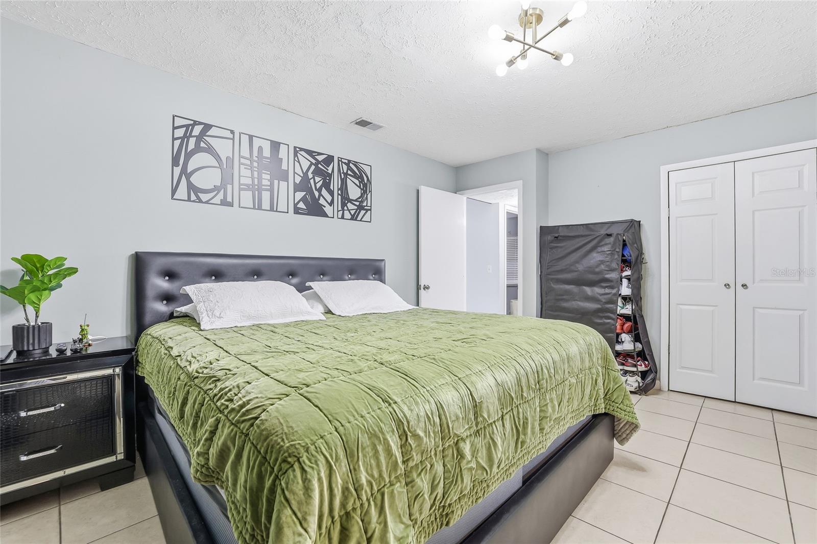 OXD/COUNTRY RUN UNIT 1 - Residential