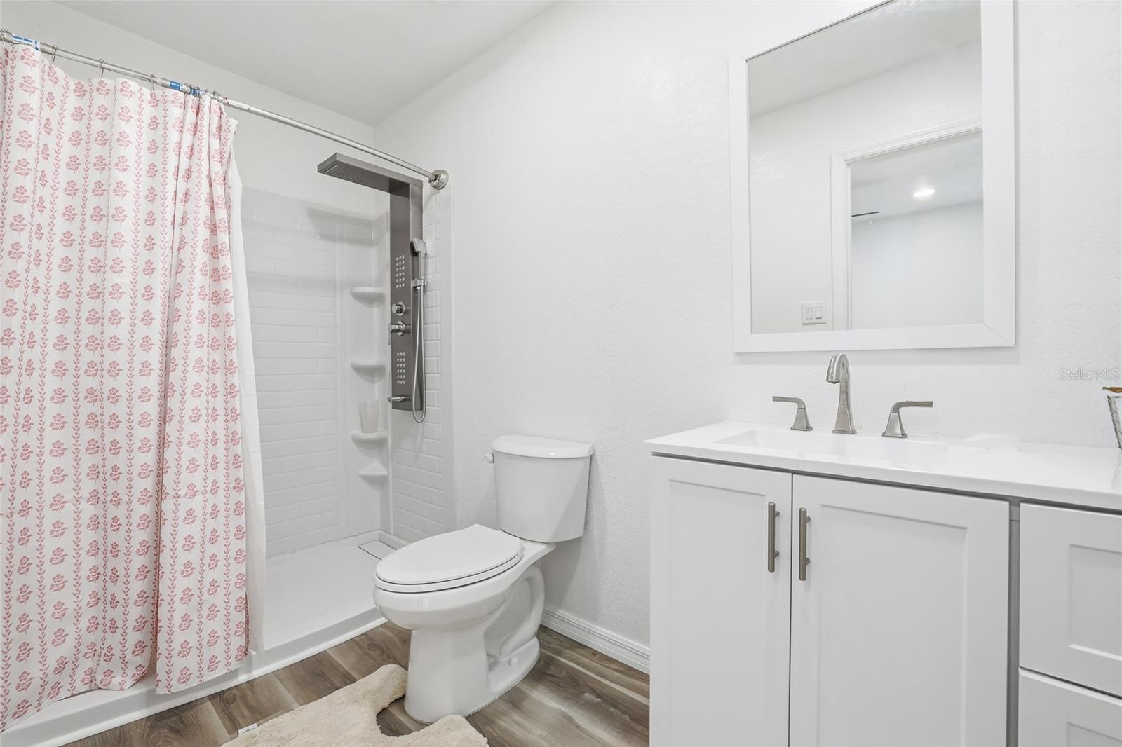 OXD/COUNTRY RUN UNIT 1 - Residential