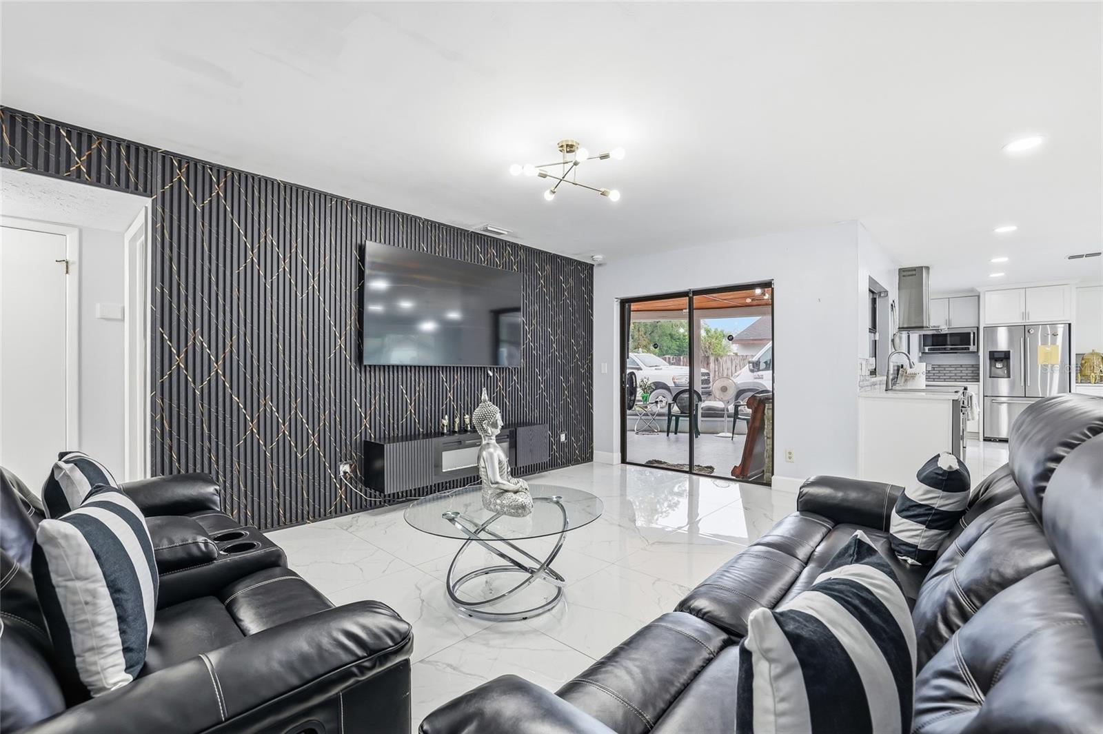 OXD/COUNTRY RUN UNIT 1 - Residential