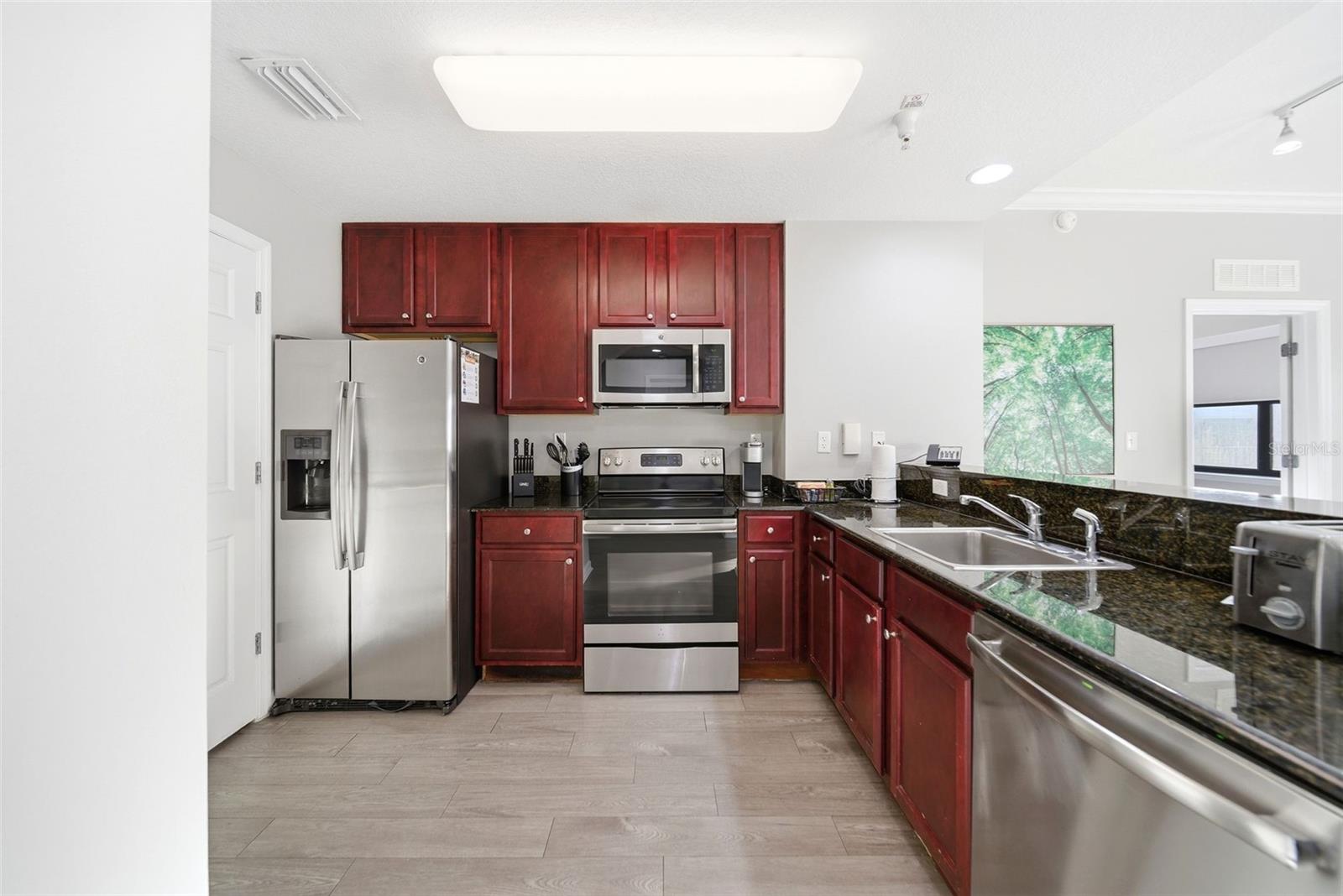 14051 GROVE RESORT AVENUE 1705