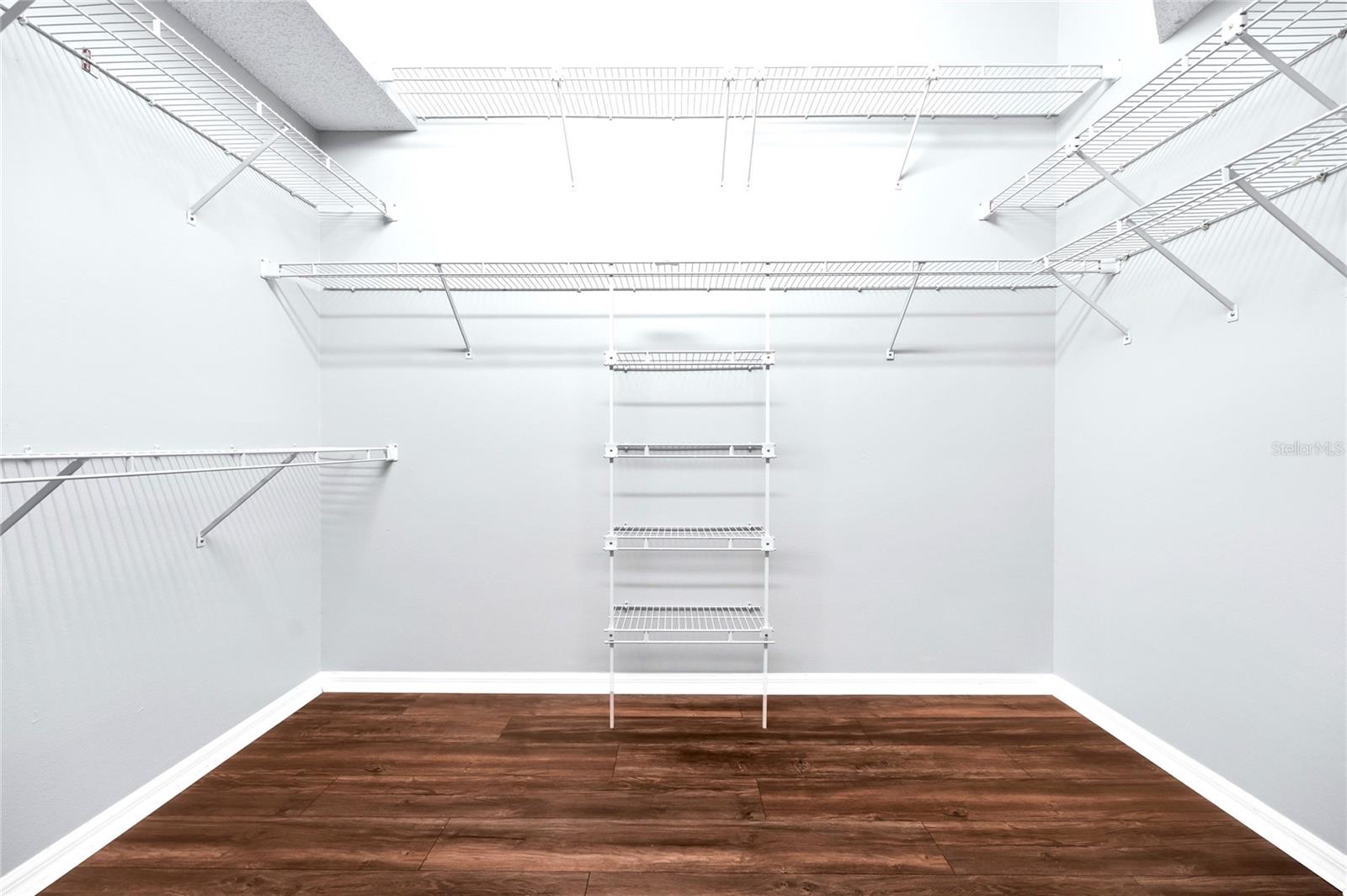 HUNTERS CREEK TR 235B PH 04 - Residential