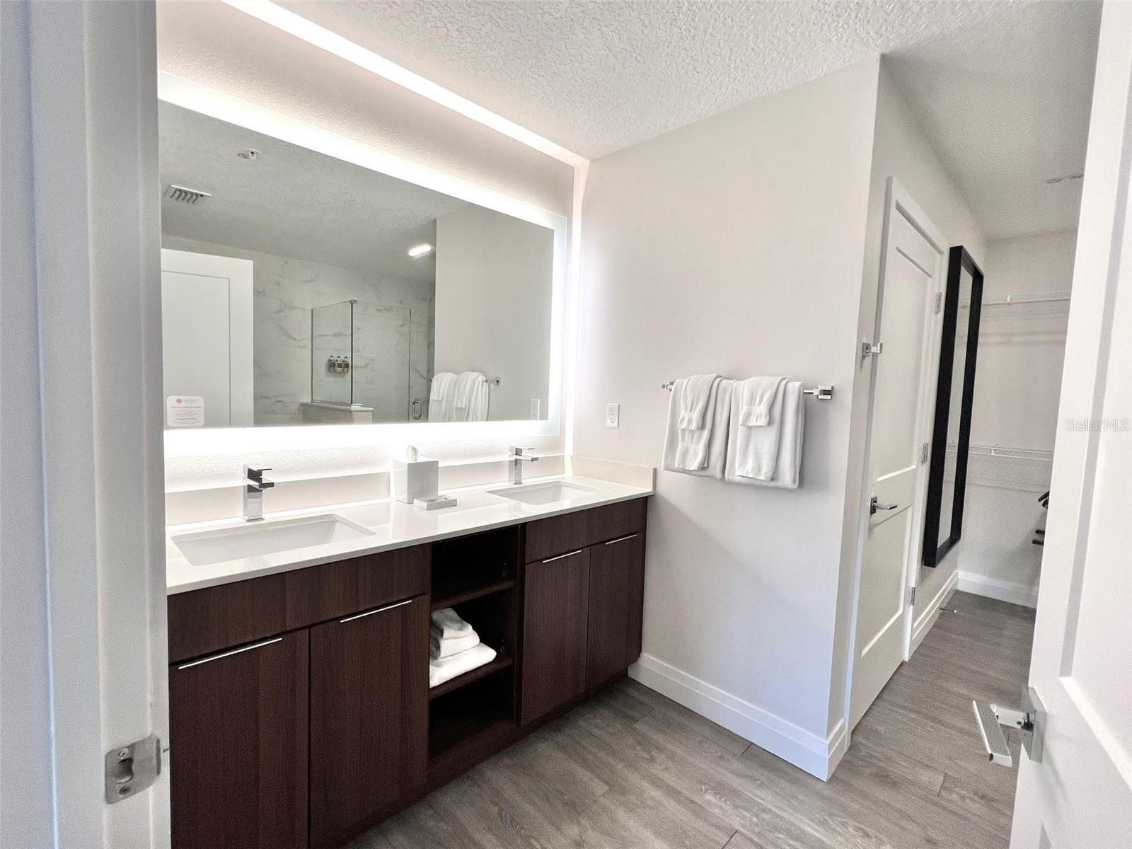 GROVE RESIDENCE & SPA HOTEL CONDO II - Residential