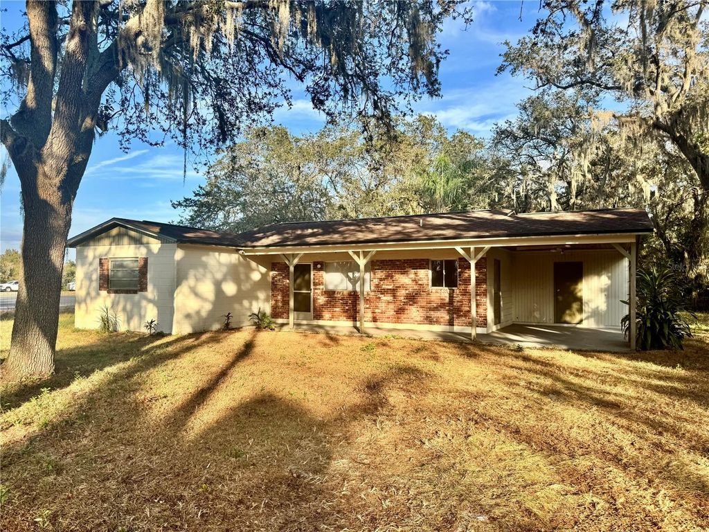 Photo of 1516 Hawk Griffin Road, Plant City, FL 33563 (MLS # L4957525)