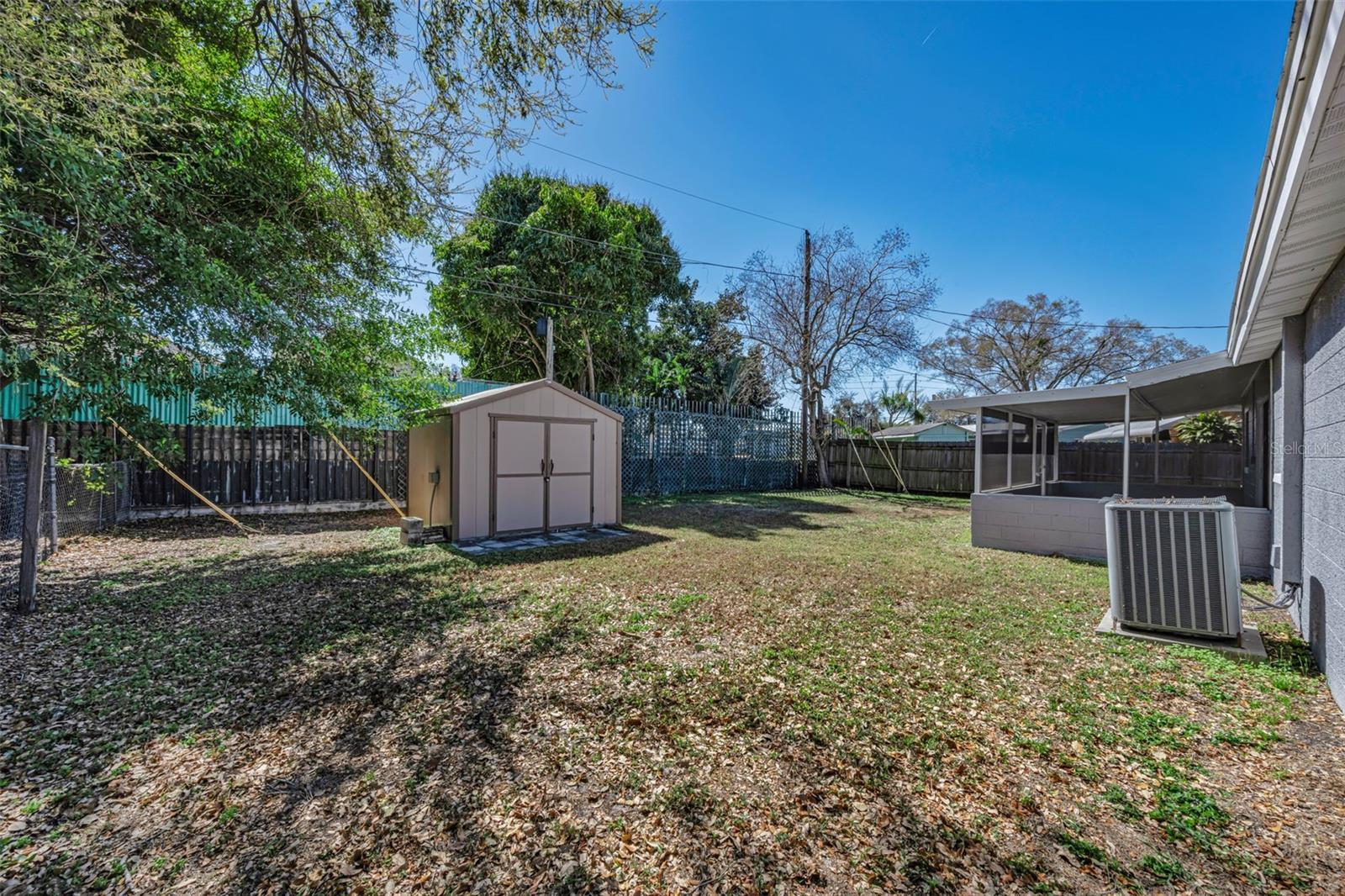 JEFFERSON MANOR - Residential