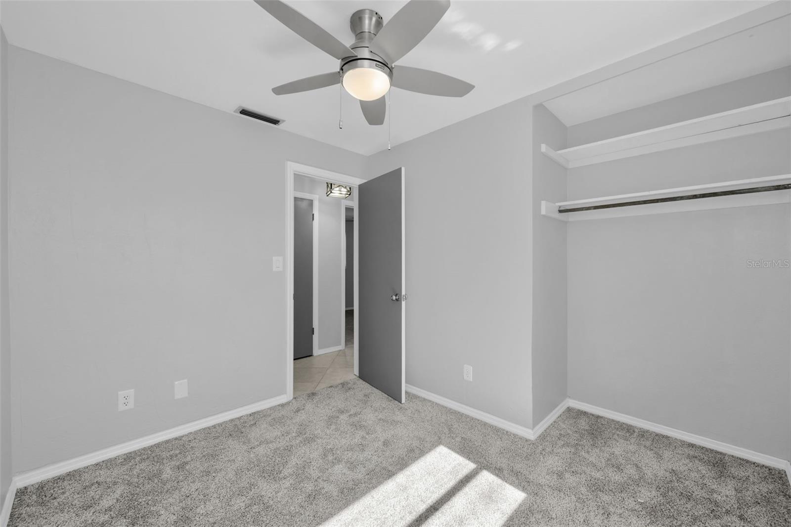 JEFFERSON MANOR - Residential