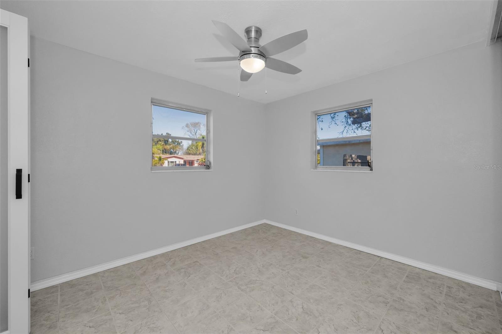 JEFFERSON MANOR - Residential