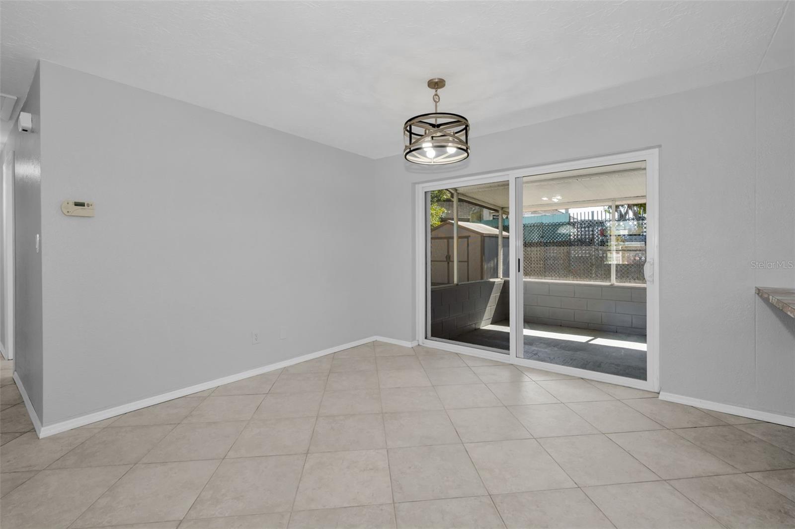 JEFFERSON MANOR - Residential