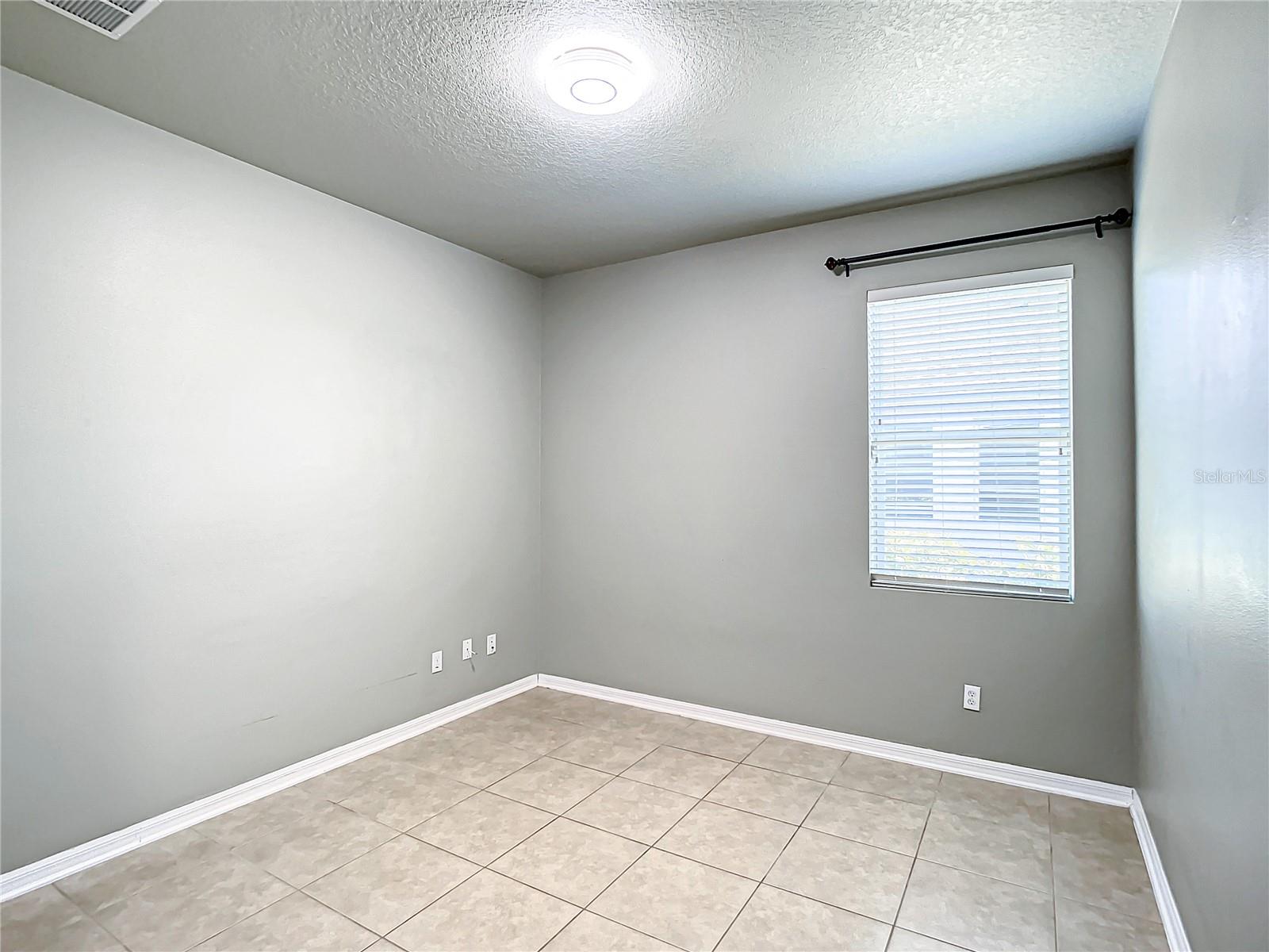 ESPRIT PH 2 - Residential Lease