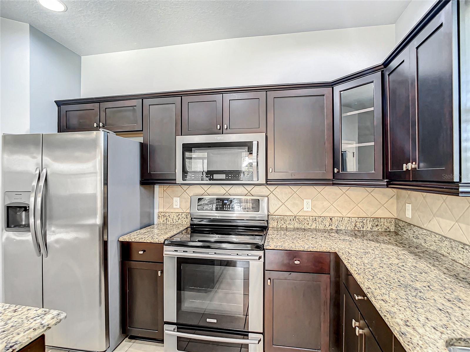 ESPRIT PH 2 - Residential Lease