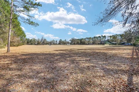 Tiny photo for 11760 NW 170th Street, Reddick, FL 32686 (MLS # OM719045)