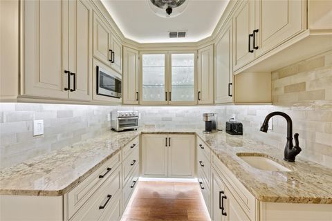 Tiny photo for 11760 NW 170th Street, Reddick, FL 32686 (MLS # OM719045)