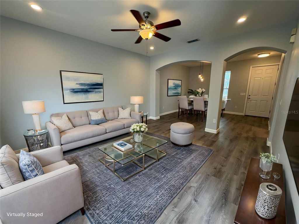 Photo of 4209 Austen Falls Lane, Orlando, FL 32828 (MLS # S5150704)