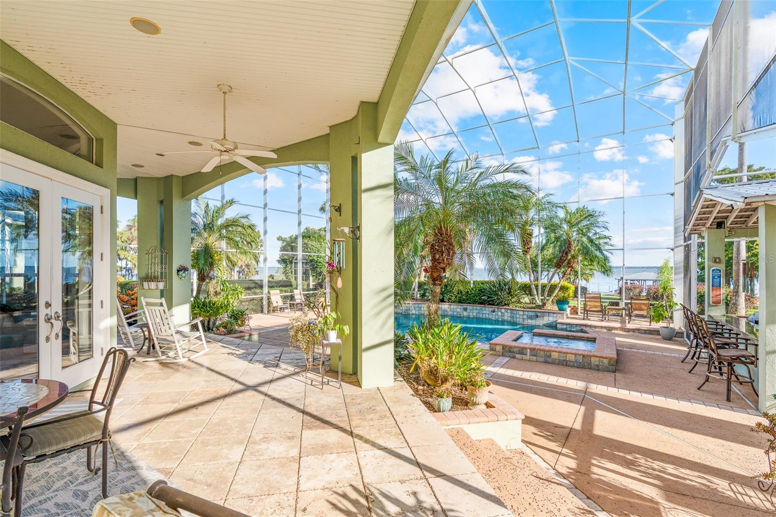 JOHNSONS MARY K & T S - Residential