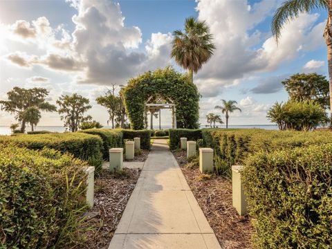 Tiny photo for 30215 Redtree Drive, Leesburg, FL 34748 (MLS # S5136187)