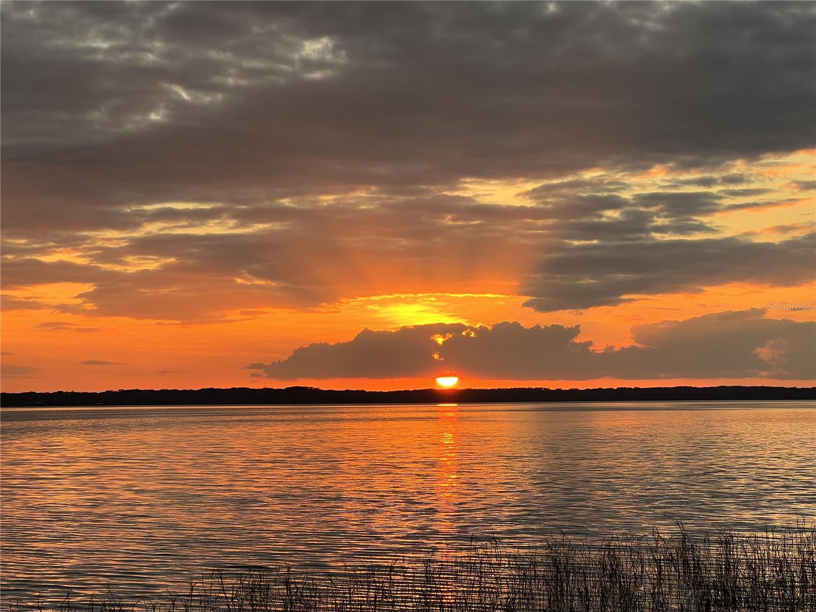 JOHNSONS MARY K & T S - Residential