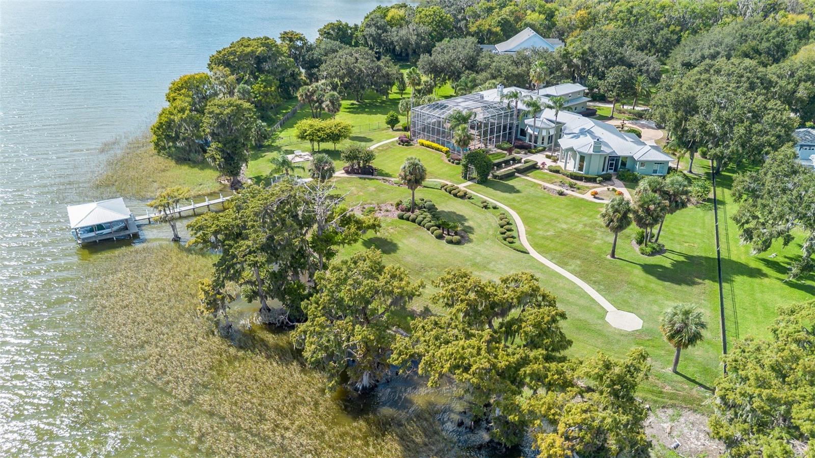 JOHNSONS MARY K & T S - Residential