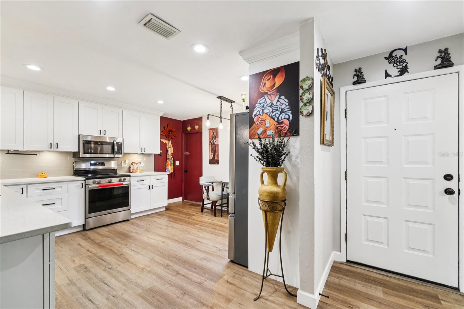 LAKE PADGETT PINES - Residential