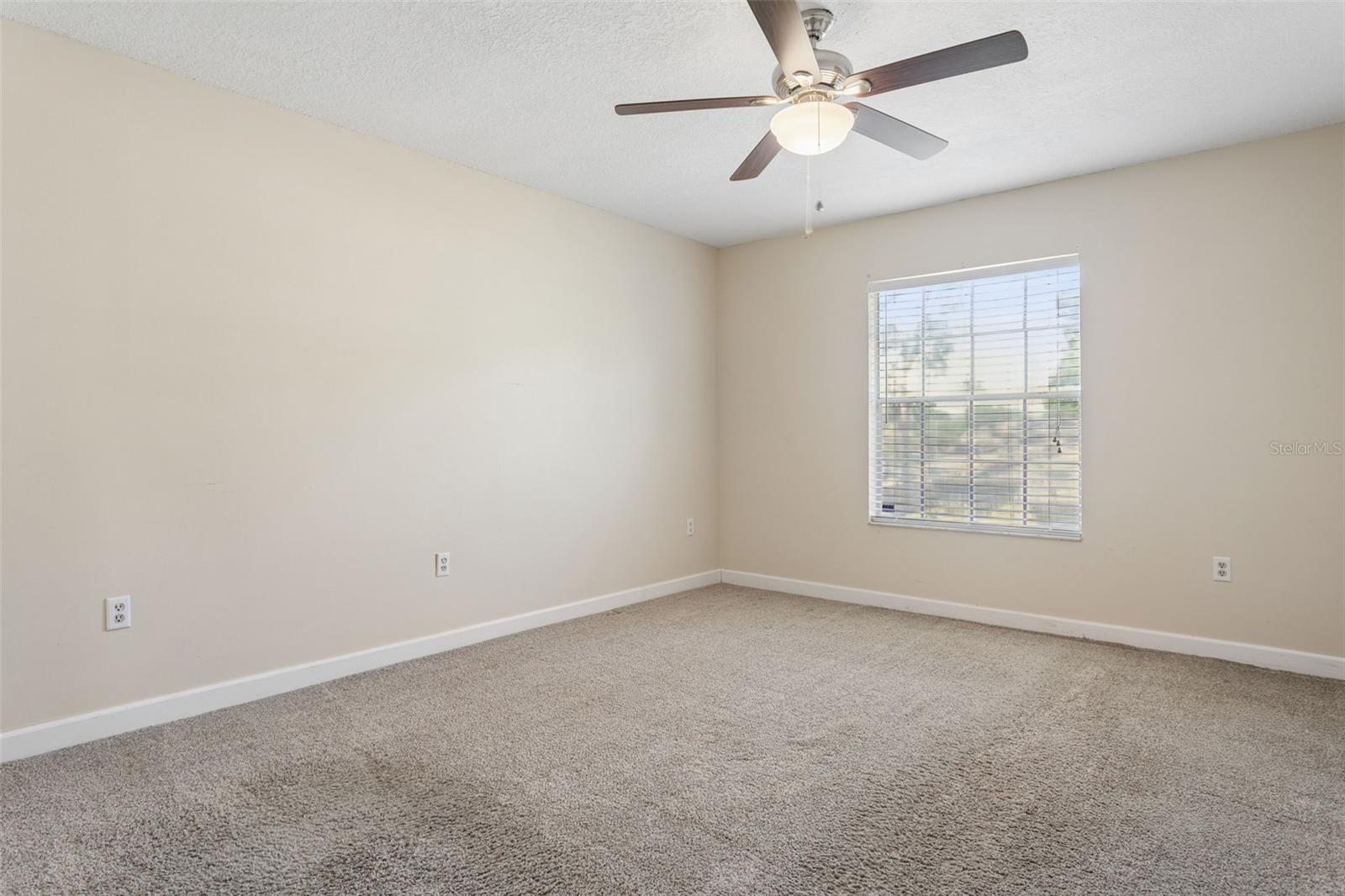 RAINTREE MANOR HOMES CONDOMINI - Residential