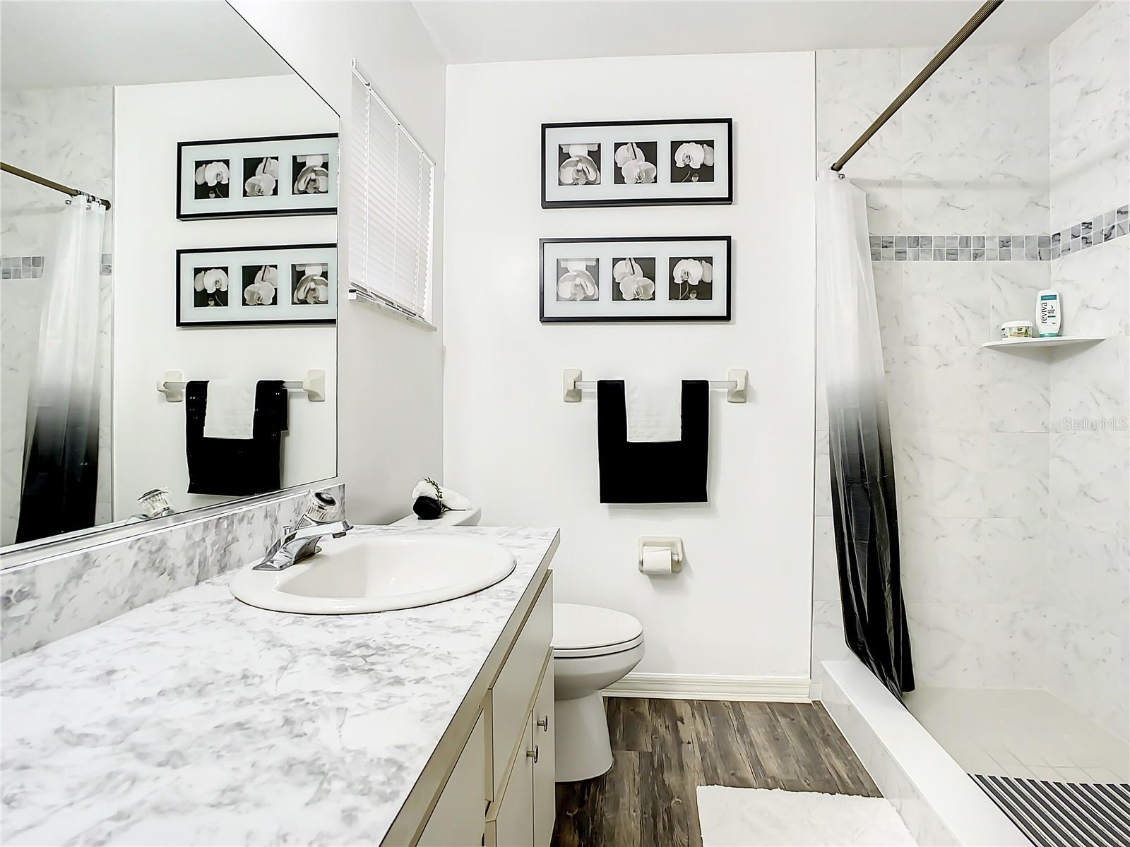 TANGLEWOODS UN 01 - Residential