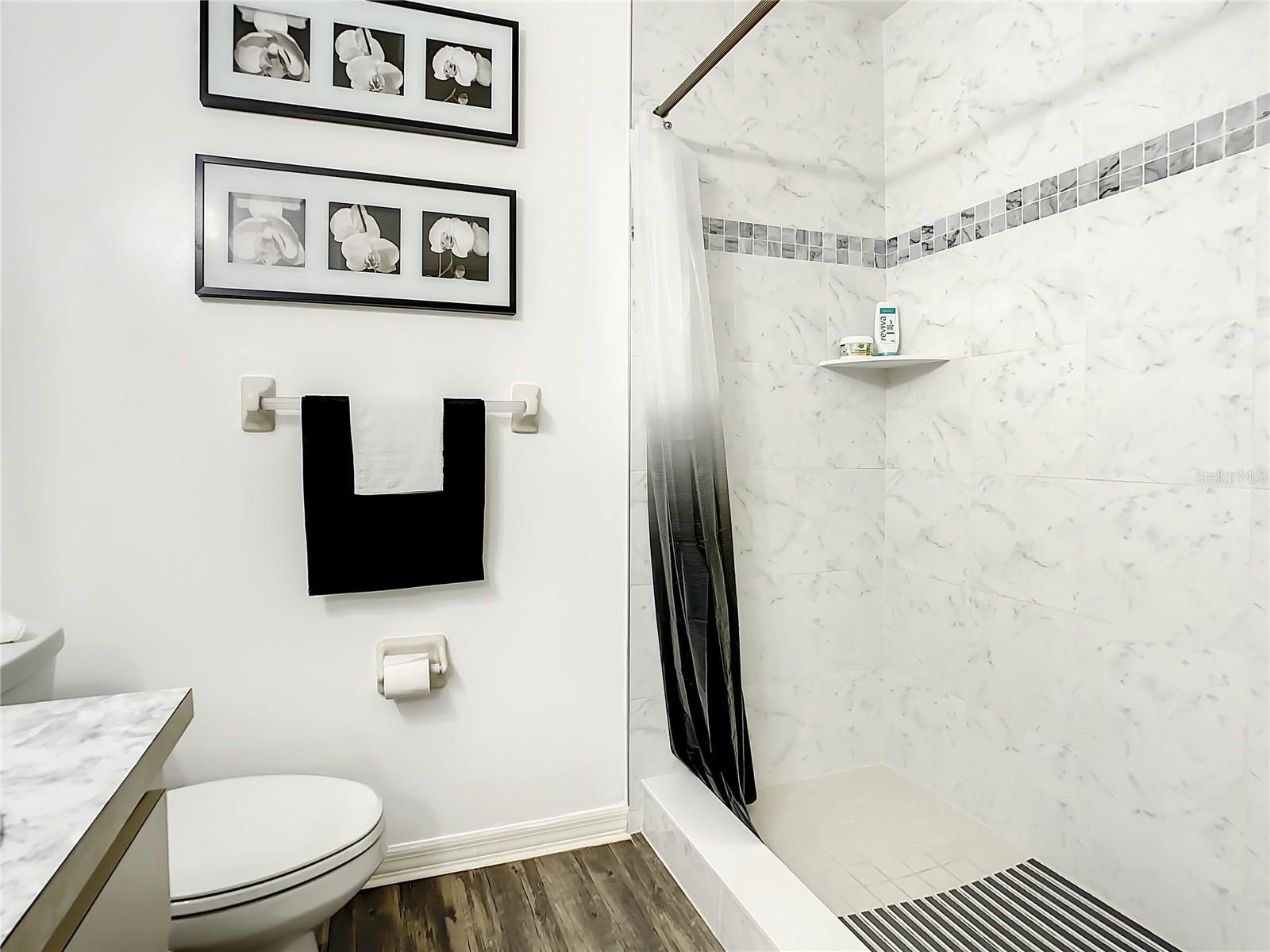 TANGLEWOODS UN 01 - Residential