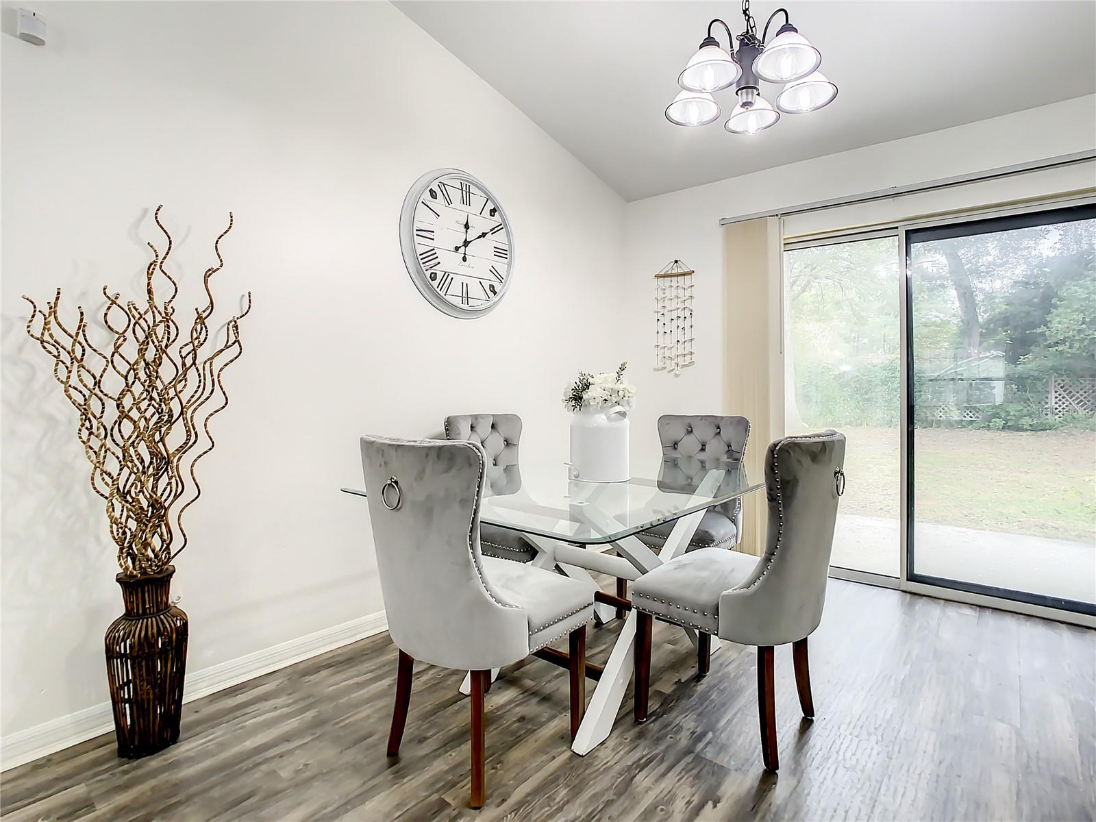 TANGLEWOODS UN 01 - Residential