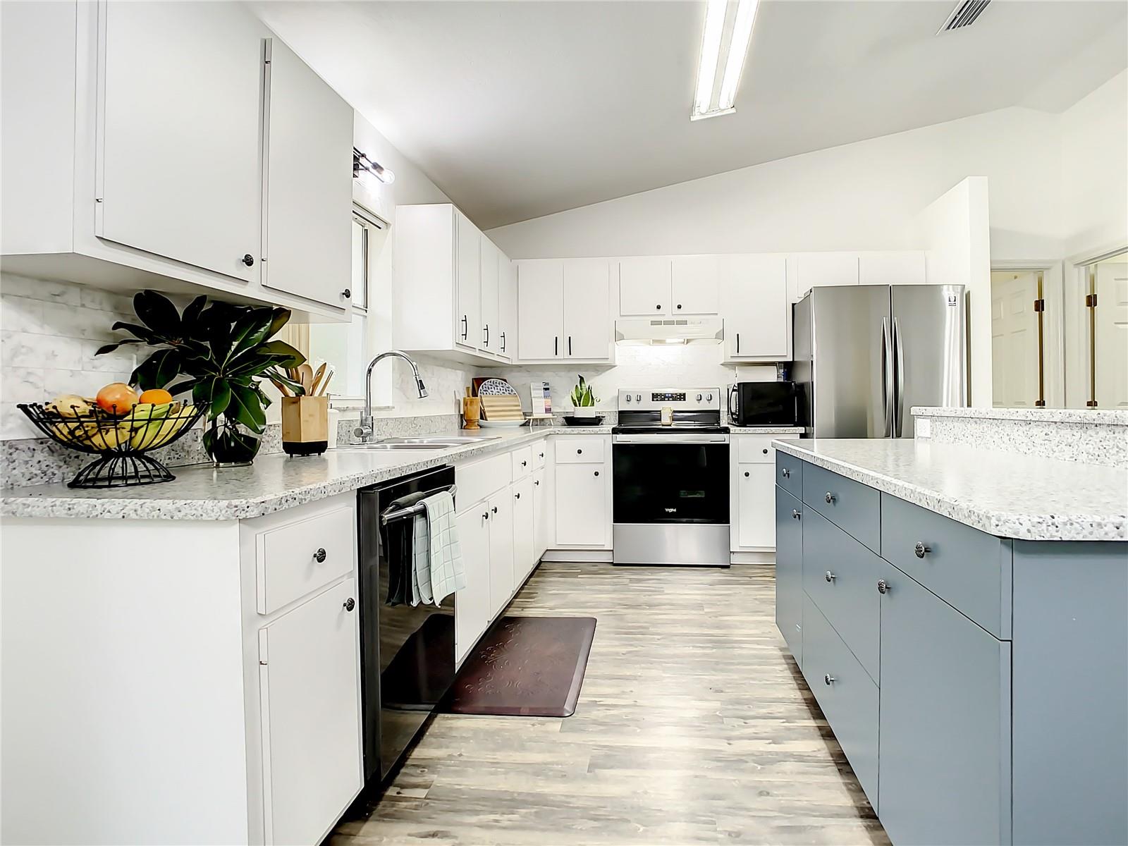 TANGLEWOODS UN 01 - Residential