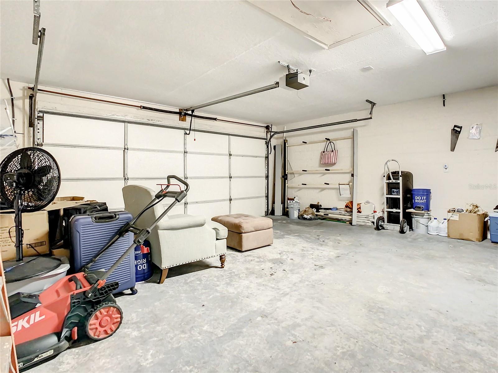 TANGLEWOODS UN 01 - Residential