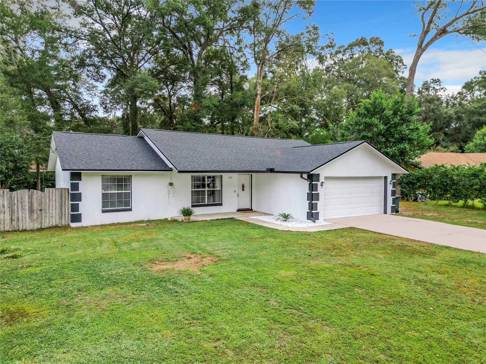 TANGLEWOODS UN 01 - Residential