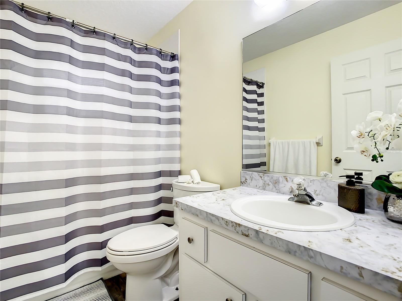 TANGLEWOODS UN 01 - Residential