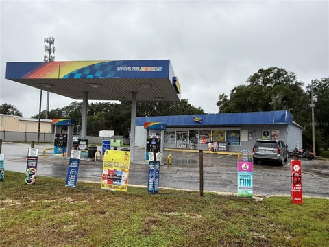 Photo of 9945 SE Highway 42, Summerfield, FL 34491 (MLS # G5118794)