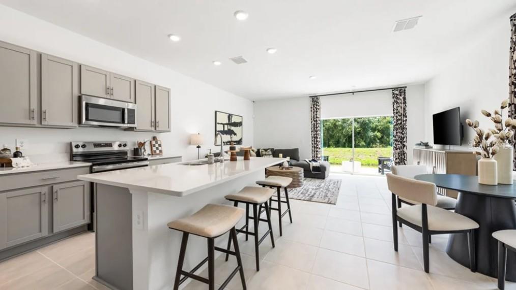 THE TOWNS AT FIRETHORN - Residential